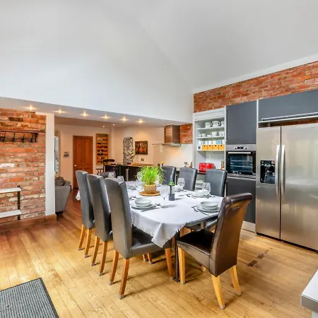 4 Bed In Helmsley Oc-Y039