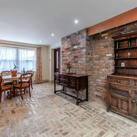 Hébergement de vacances 4 Bed In Oc-y039 *