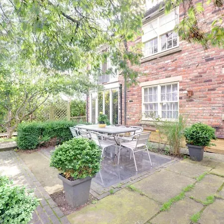 4 Bed In Oc-y039 Helmsley