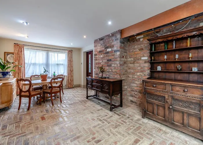 4 Bed In Helmsley Oc-Y039 *