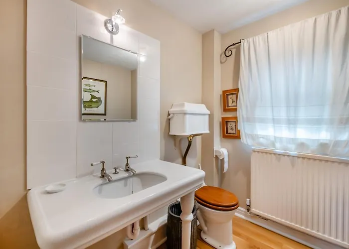 Holiday home 4 Bed In Helmsley Oc-Y039 *