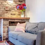 4 Bed In Oc-y039